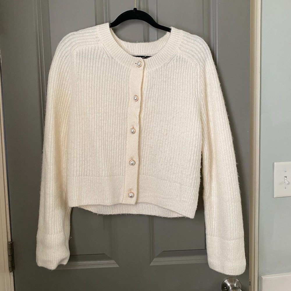 Abercrombie & Fitch Pearl Sweater